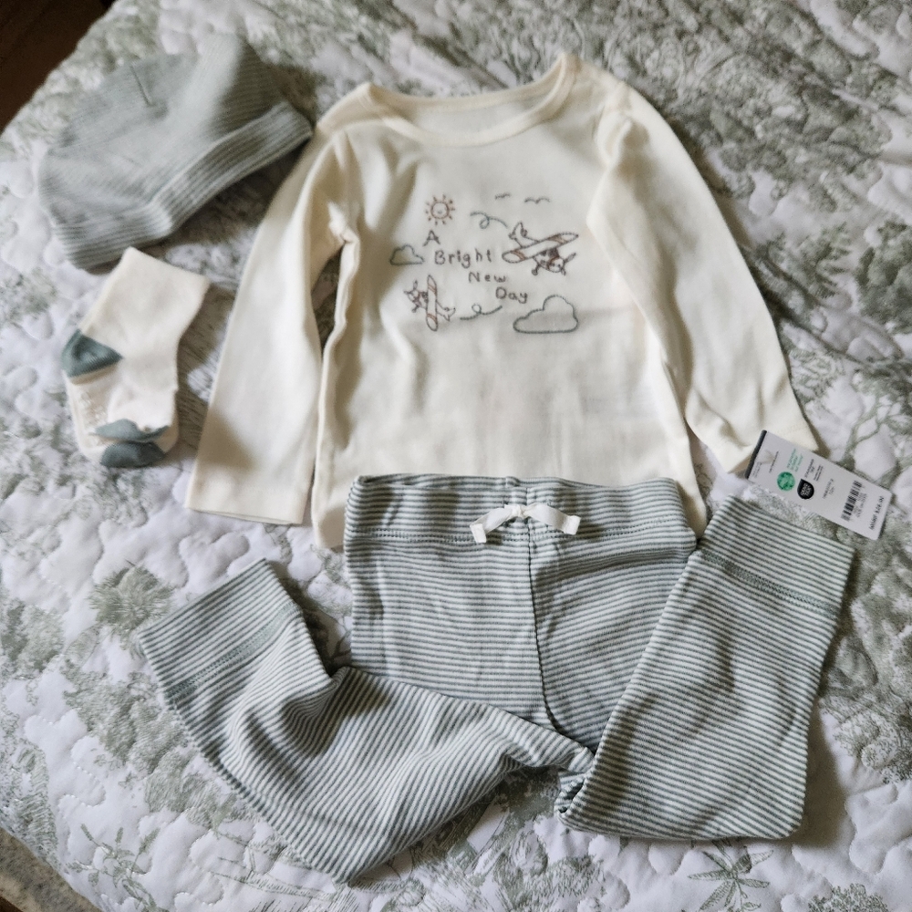 Carter's Boy's 1st Flight Outfit